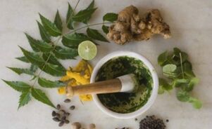 Chopped ingredients for healing compresses